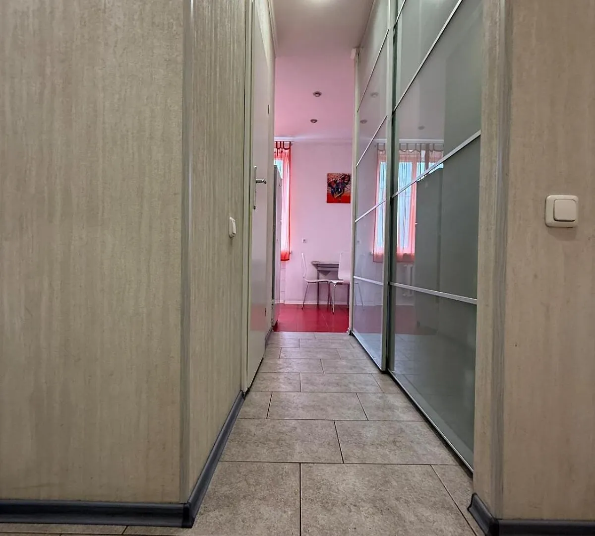 Apartments Near The Golden Gates 基輔